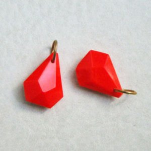 画像2: 18x15 Red glass drop beads