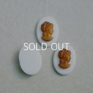 画像1: 18x13  "White/Brown" lady cameo