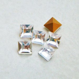 画像2: 6pcs VSW #4400  square 8mm ”Crystal"