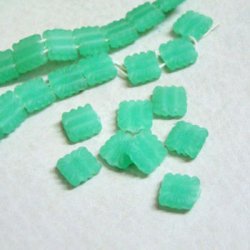 画像1: 4pcs 9mm SQ "Frost Green" flower beads