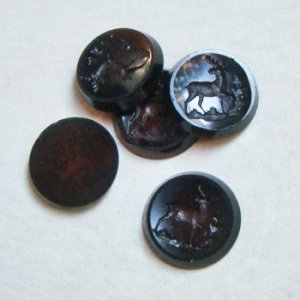 画像1: 17mm Brown "Deer" intaglio cabochon