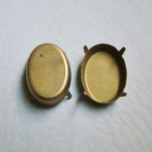 画像1: aged brass 25x18 oval CB setting