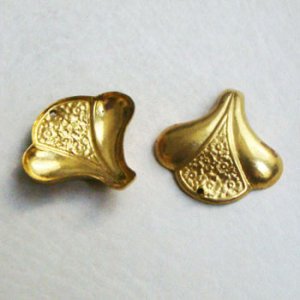 画像1: 29x29 flower pattern fan charm