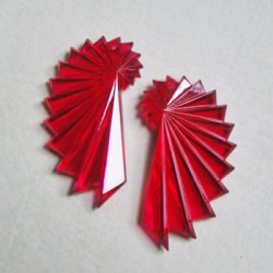 画像1: 57x35 lucite spiral beads "Ruby Red"