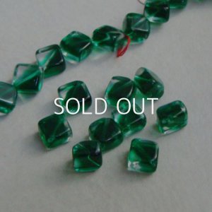 画像1: 9mm square beads "Crystal/ Emerald givre"