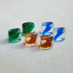 画像2: 9mm square beads "Crystal/ Sapphire givre"