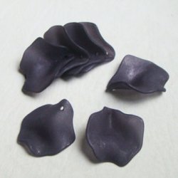 画像1: 27x25 Dark Purple lucite petal beads