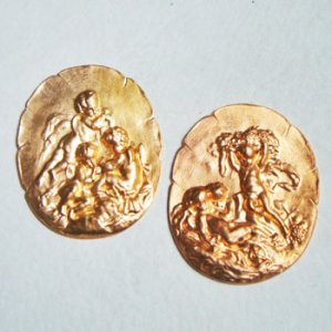 画像1: 50x41 Cherub medallion