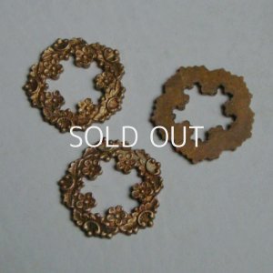 画像1: aged brass victorian circle stamping