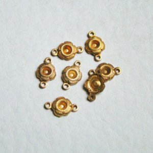画像4: tiny flower setting charm / connector