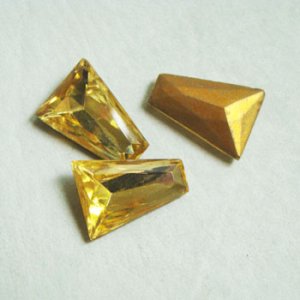 画像1: 18x13 "Yellow" Keystone glass stone