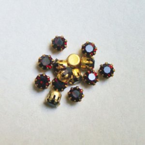 画像1: 4pcs SW 22SS "Garnet" preset stone