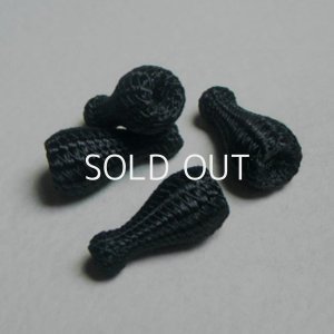 画像1: 28x13 Balck silk covered drop beads