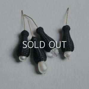 画像2: 28x13 Balck silk covered drop beads