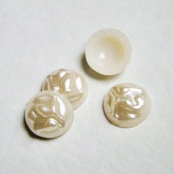 画像1: 16mm Cream baroque pearlized cabochon