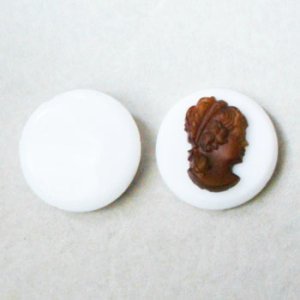 画像1: 25mm  "White/Brown" lady cameo