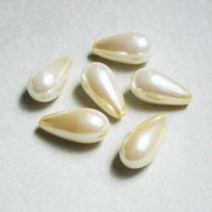 画像1: 2pcs 18x9.5 1/2 drilled drop pearl