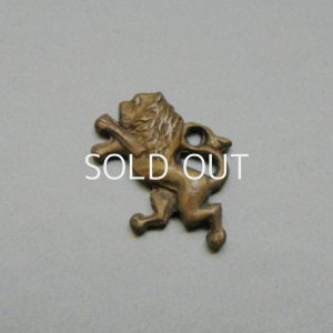 画像2: aged brass 15x12 Lion stamping