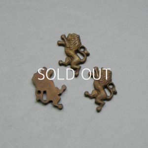 画像1: aged brass 15x12 Lion stamping