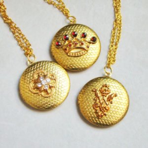 画像5: 32mm round textured locket with chain
