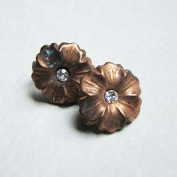 画像2: aged brass flower earring finding