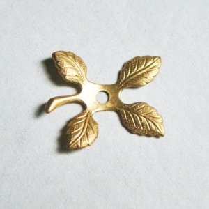 画像2: 21x18 brass leaves finding