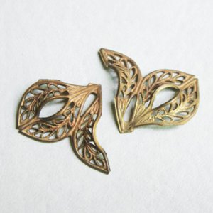 画像2: 27x18 aged brass leaves filigree