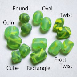 画像2: "Frost Light Green" lined glass beads