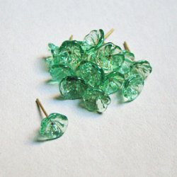 画像1: 7~8mm glass flower pin "Green"