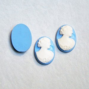 画像1: 18x13 OV "Blue/Off-White" plastic cameo