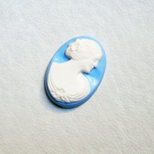画像2: 18x13 OV "Blue/Off-White" plastic cameo