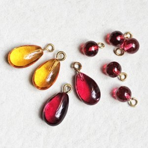画像2: 12x8 1/2 drilled drop beads "Topaz"