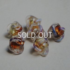 画像1: 12~14mm gold foil opalescent beads