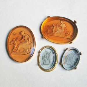 画像4: 25x18 OV Gray "Cherub with Goddess" intaglio