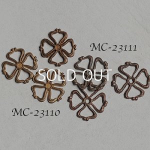 画像2: 13mm aged brass 4-petal filigree