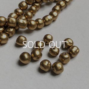 画像1: 2pcs 8mm "Gold" baroque pearl