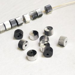 画像1: 4pcs 5.8x4 "Jet/Silver" cylinder beads