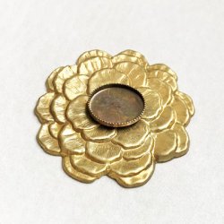 画像2: 37mm flower stamping with setting