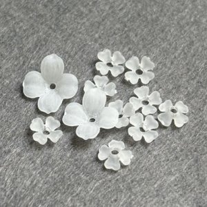 画像2: 4pcs 12mm "Matte Clear" plastic 4-petal flower