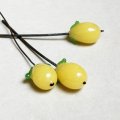 16x11 Lemon on wire