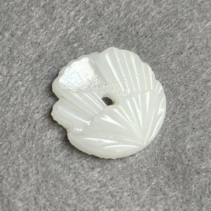画像3: 20.5mm White Opal flower cabochon