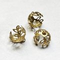 4-leaf filigree bell cap