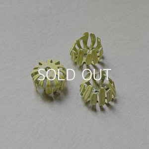 画像1: 15mm Neon Yellow 12-petal enameled flower