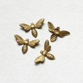 16.8x11 Bee stamping "L"