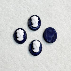 画像1: 10x8 OV Blue agate & plastic lady head set