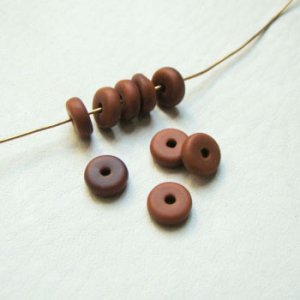 画像1: 2pcs 8x3 matte glass rondelle "Brown"