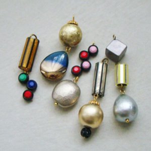 画像2: 2pcs 7mm "Black/ Navy" 2-hole beads