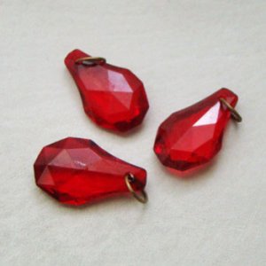 画像1: "Red" 25×15 Plastic Faceted Drop Charm