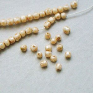 画像1: 10pcs 3~4mm Baroque "Beige luster"