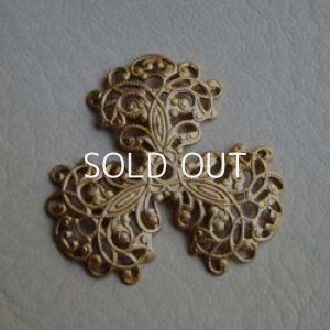 画像2: brass 25mm clover filigree